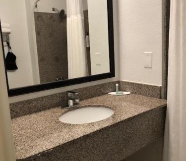 Southeast Houston Hotel | Convenient Stay at Fairfield Inn & Suites Houston Hobby