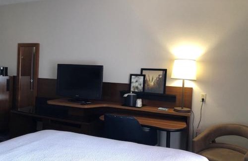 Southeast Houston Hotel | Convenient Stay at Fairfield Inn & Suites Houston Hobby