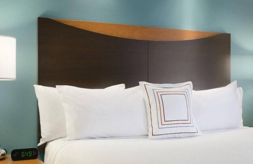 Beaumont Residential Hotel | Discover Comfort at Fairfield Inn & Suites Lexington Keeneland