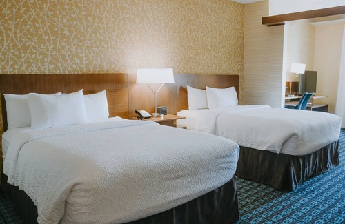 Highlands Hotel | Discover Comfort at Fairfield Inn & Suites Lincoln Airport