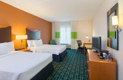 Farrandsville Hotel | Cozy Fairfield Inn & Suites Lock Haven with Oceanfront Views