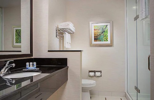 Monaca Hotel | Comfortable Stay at Fairfield Inn & Suites Monaca