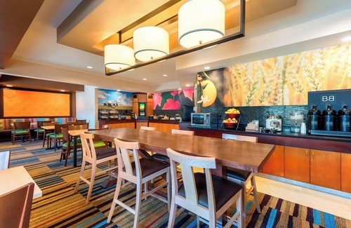 Stevens Point Hotel | Guest Favorite: Fairfield Inn & Suites Stevens Point Stay