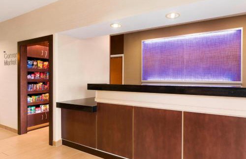 Saginaw Hotel | Convenient Fairfield Inn & Suites Saginaw with Pool Access