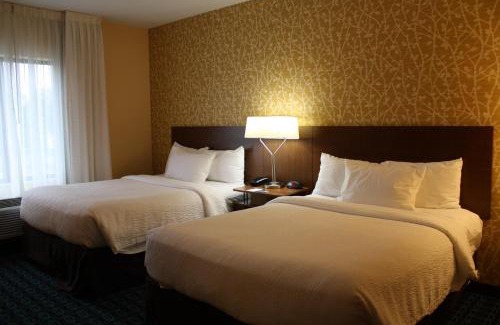 Detroit Lakes Hotel | Family-Friendly Fairfield Inn & Suites in Detroit Lakes
