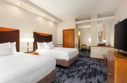 Jacksonville Hotel | Discover Fairfield Inn & Suites Jacksonville West - Perfect for Families