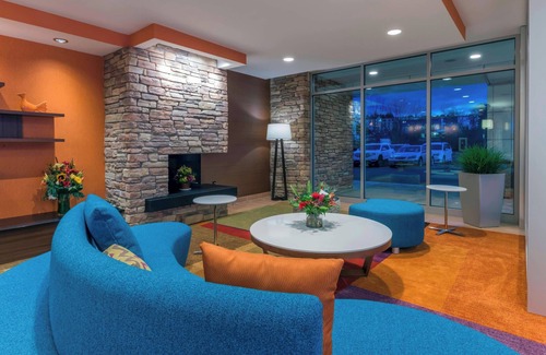 Marlborough Hotel | Guest Favorite: Fairfield Inn & Suites Boston Marlborough
