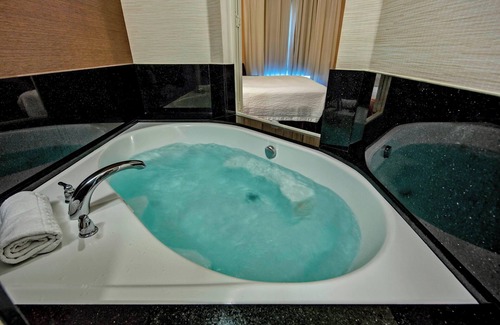 Central Oklahoma City Hotel | Welcoming Fairfield Inn & Suites with Pool and Spa Amenities
