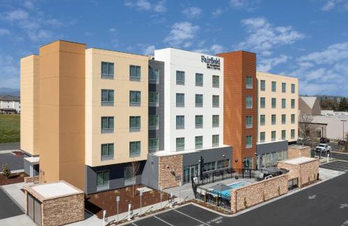 Rohnert Park Hotel | Relax at Fairfield Inn & Suites by Marriott Santa Rosa