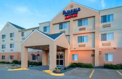 Stevens Point Hotel | Guest Rated: 8.7 at Fairfield Inn & Suites Stevens Point