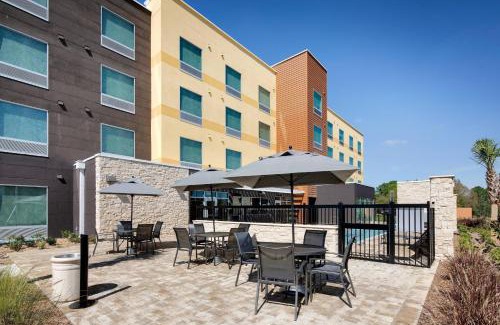 Wesley Chapel Hotel | Relax at Fairfield Inn & Suites with Pool and Ocean View