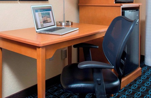 Woodway Hotel | Comfortable Stay at Fairfield Inn & Suites Waco South