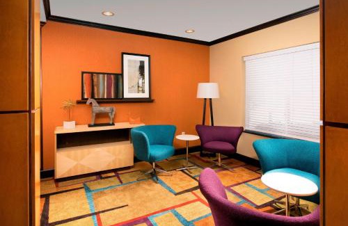 Weatherford Hotel | Pet-Friendly Retreat at Fairfield Inn & Suites Weatherford