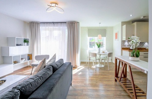 Milton Keynes Apartment | Fairfields View by Pay As U Stay