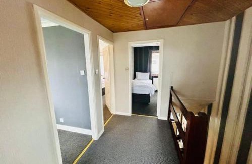Thornton-Cleveleys House | Discover Fairholmes House: Pet & Child Friendly Retreat