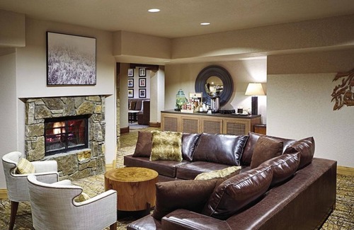 Mountain Village Condo | Experience Comfort at Fairmont Heritage Place - Franz Klammer Lodge