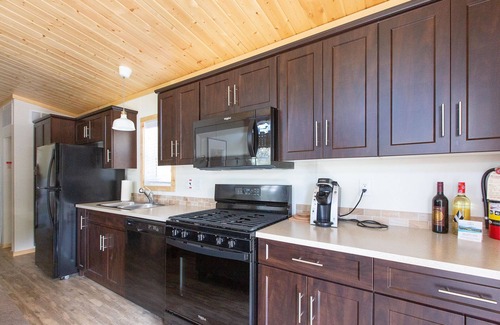 East Kootenay Cabin | Experience Fairmont Hot Springs Resort with Pool and Spa