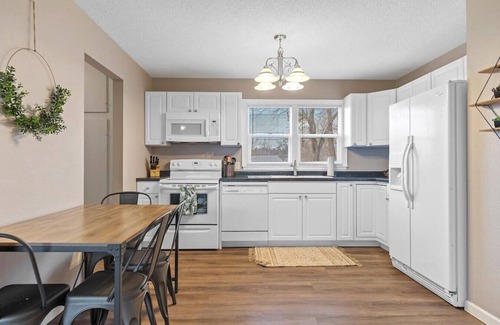 Rapid City Apartment | Pet-Friendly Fairmont with Fenced Backyard & Covered Patio