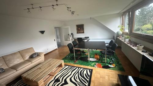 Unterrath Apartment | Discover Fairpartement Düsseldorf: Family-Friendly Retreat