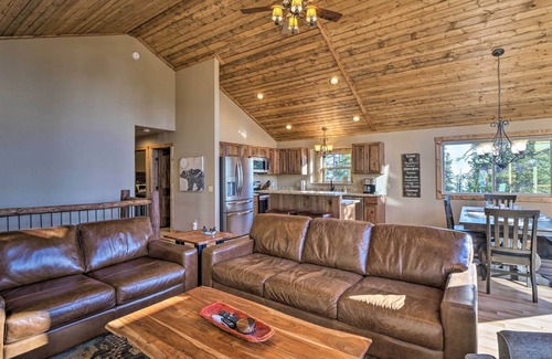 Valley of the Sun Cabin | Dream Escape at Fairplay: Unwind Near Breckenridge!