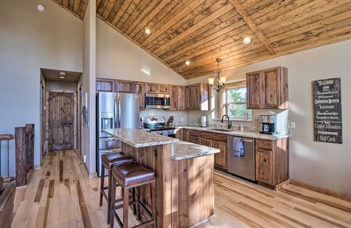 Valley of the Sun Cabin | Dream Escape at Fairplay: Unwind Near Breckenridge!