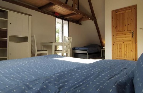 Dedendorf Apartment | Cozy FairSchlafen-Dachstudio: Family-Friendly Retreat