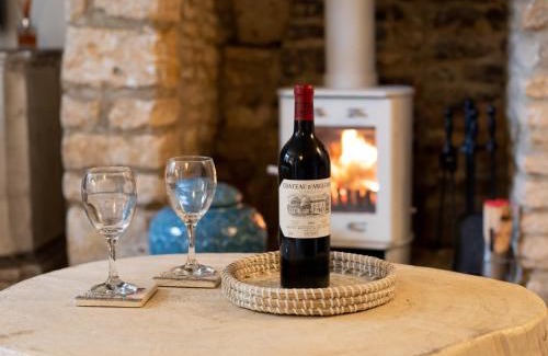 Longborough House | Relaxing Fairview Cottage: Eco-Friendly Stay with Hot Tub