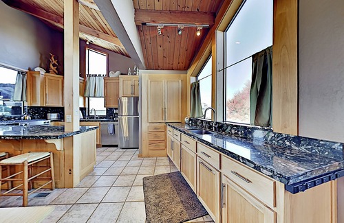 Bodega Bay House | Fairview Grande: Breathtaking Bay Views & Private Hot Tub