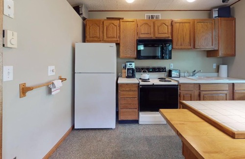 Birch Bay House | Spacious Fairview Lodge: Waterfront Home with Pool & Ocean View