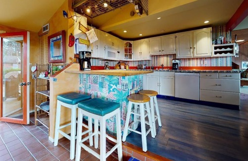 Birch Bay House | Spacious Fairview Lodge: Waterfront Home with Pool & Ocean View