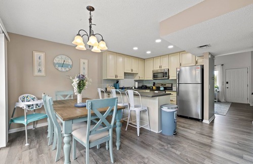 Lake Lure House | Fairway Townhouse: Scenic Lake Lure Views & Family Friendly