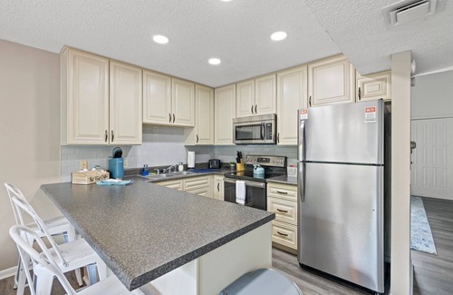 Lake Lure House | Fairway Townhouse: Scenic Lake Lure Views & Family Friendly