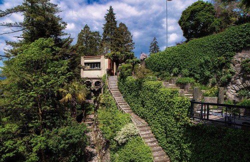 Brunate Apartment | Enchanting Getaway at I Tigli with Breakfast Included