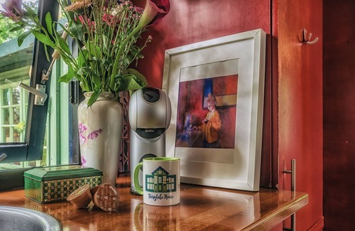 Hattemerbroek Ski Chalet | Discover Fairytale House: Enchanting Stay in Bospark