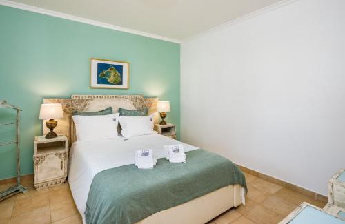 Aldeia das Acoteias Villa | Oceanfront Falésia Villa with Private Beach & Pool Awaits