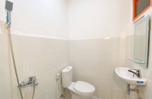 Padang Hotel | Comfortable Stay at Super Capital O 3092 Falah Residence