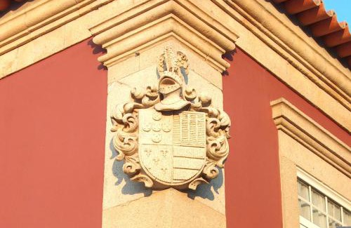 Figueira de Castelo Rodrigo House | Discover Falcao de Mendonca: 4-Star Comfort Awaits