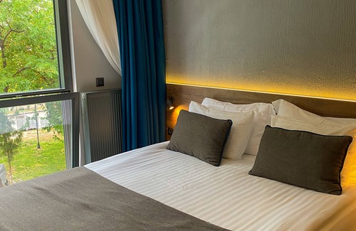 Eski Lara Hotel | Falcon 1511: Guest Rated 9/10 with Spa & Eco-Friendly Options
