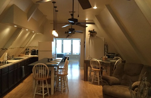 Siesta Shores Cabin | Idyllic Falcon Lakefront A-Frame Cabin with Spa & Views