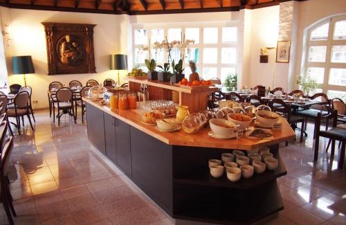 Suerth Hotel | Falderhof: Pet-Friendly Retreat with Breakfast Included