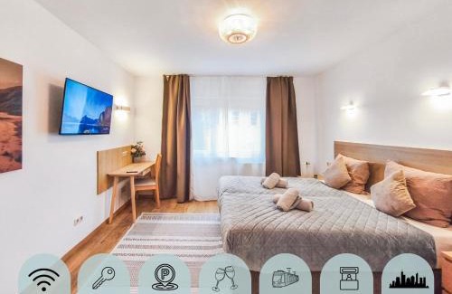 Mitte Apartment | Falk Homes- Luxus Apartments, ideal für Geschäftsreisende & Familien - nahe Messe, im Zentrum Nürnbergs mit Balkon, Arbeitsplatz & Parkplatz, inkl großen Ventilatoren, Handtücher & Bettwäsche, Playmobilfunpark, self check-in