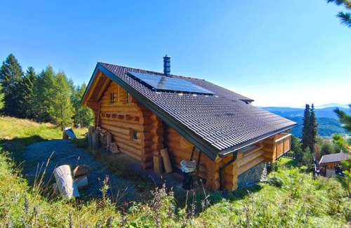 Hochrindl House | Falkenblick: Oceanfront Retreat with Spa & Family-Friendly Fun