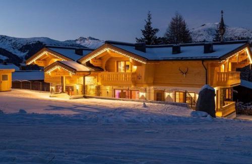 Hochkrimml House | Falkensteinalm Friends: Perfect for Families and Adventurers