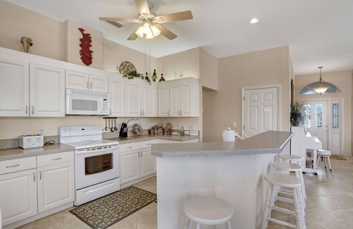 Goodland House | Tranquil Fishing Village Escape Near Naples & Marco Island