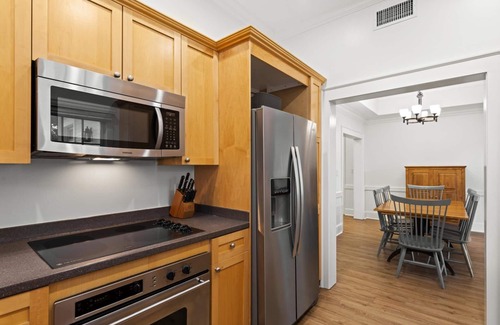 Watercolor Condo | Experience Fall at Park District: Scenic Views & Bikes!