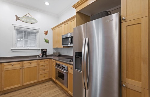 Watercolor Condo | Experience Fall at Park District: Scenic Views & Bikes!