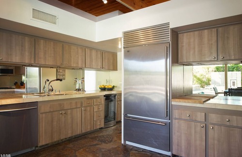 Vista Las Palmas House | Experience Fall Bliss in Palm Springs: Pool & Home Theater