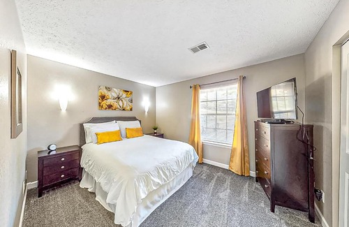 Table Rock Hotel | Family-Friendly Fall Creek Resort Oasis with Great Reviews