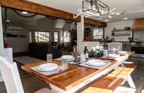 Cloudcroft Cabin | Unforgettable Cloudcroft Mountain Home with Epic Views