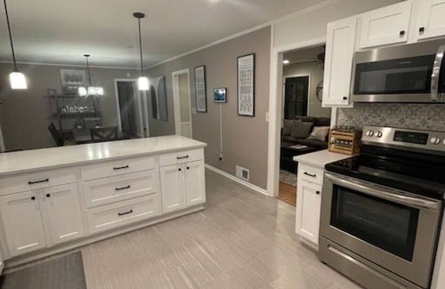 Northport House | Exciting Getaway at Sweet T's Way - 10/10 Guest Rated!